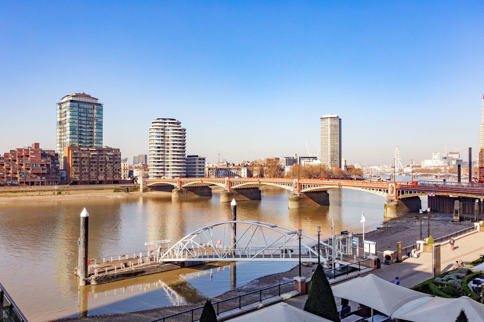 St. George Wharf By Thesqua.Re Daire Londra Dış mekan fotoğraf